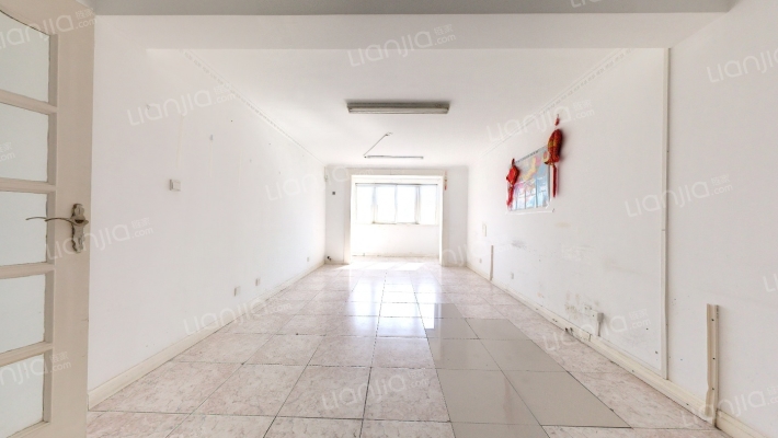 新地大厦二手房实景图