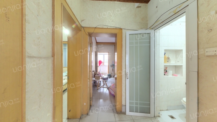 阜阳市体育局生活小区二手房实景图