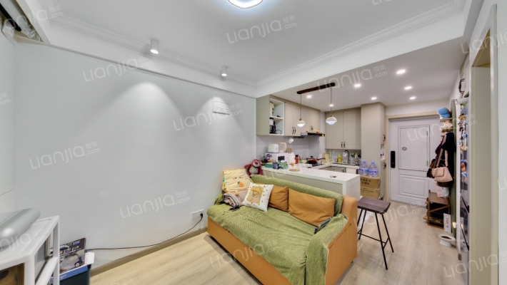 龙盛佳苑二手房实景图