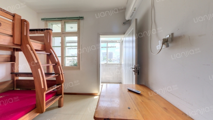 梅山路九号二手房实景图