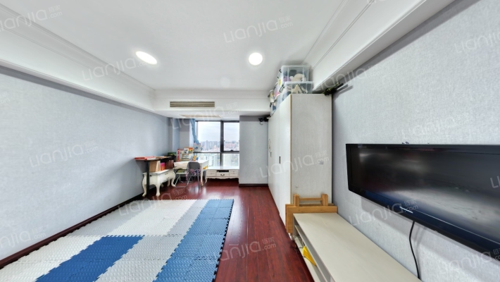 新城时代广场二手房实景图