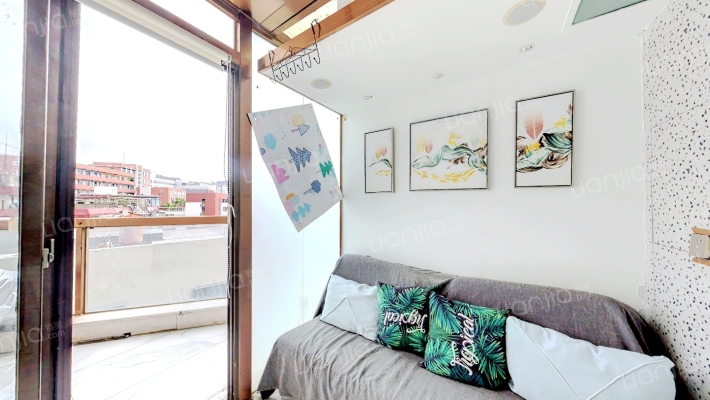 恒达大厦二手房实景图