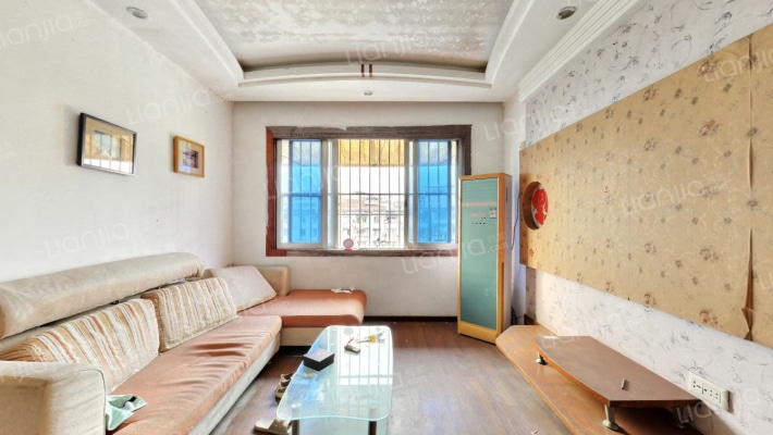 西南石油局南宁葛村路小区二手房实景图