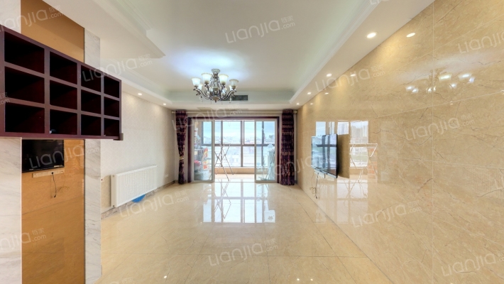 蓝色假日二手房实景图