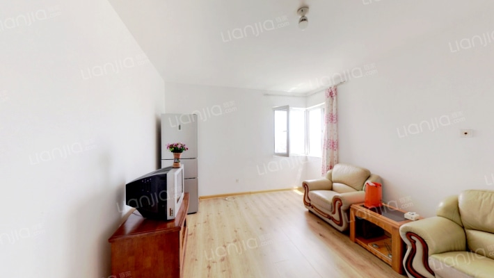 新馨家园二手房实景图