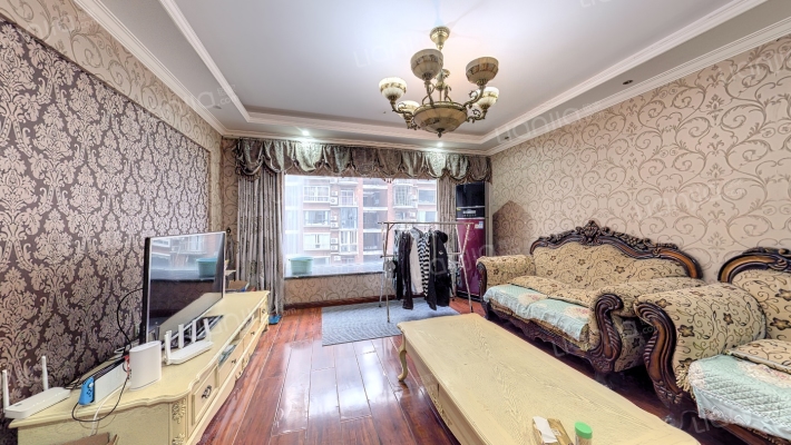 斌鑫丰泽园二手房实景图