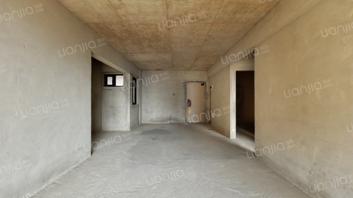 远望一号花园二手房实景图