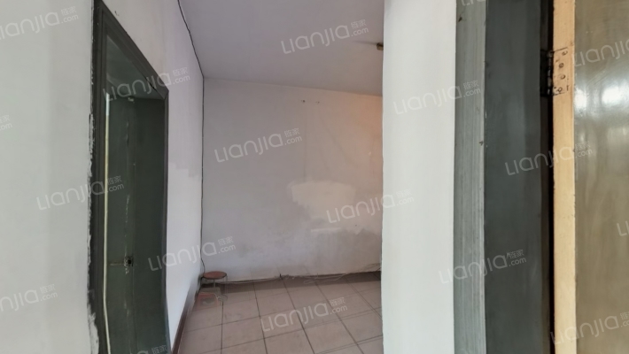 建东小区十六中院二手房实景图