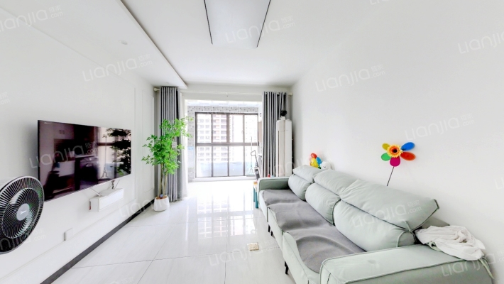 和昌中央悦府二手房实景图