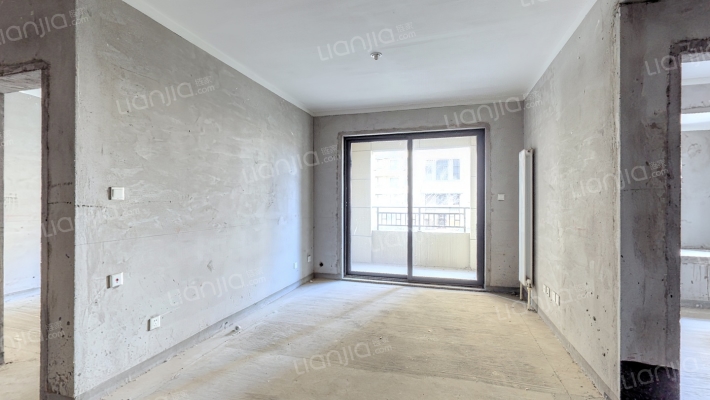 绿地香湖湾2号院二手房实景图