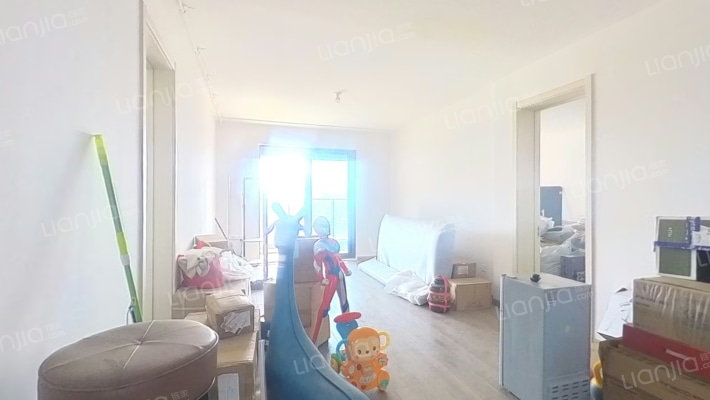众安湖畔名邸二手房实景图