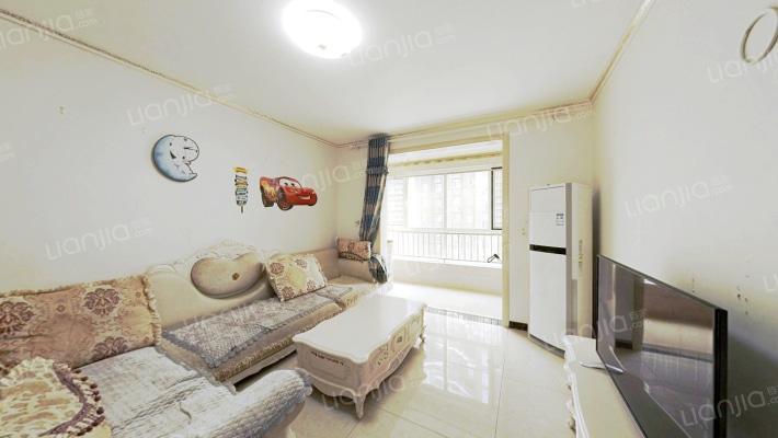 天地新城  97平三居 自住环保精装修 证满二-客厅