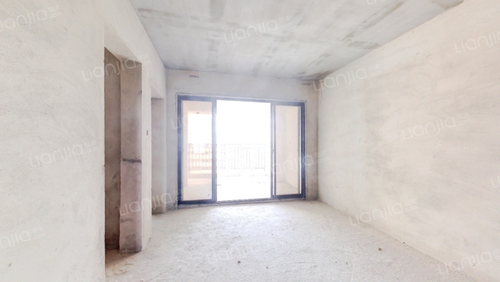 领海假日年华二手房实景图