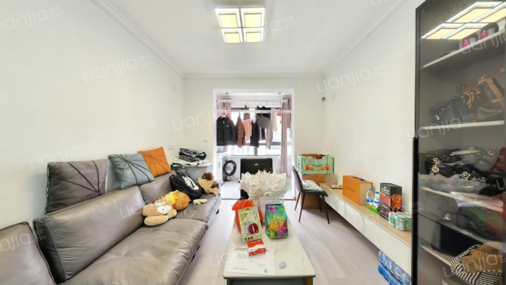 新华公寓祥瑞苑二手房实景图