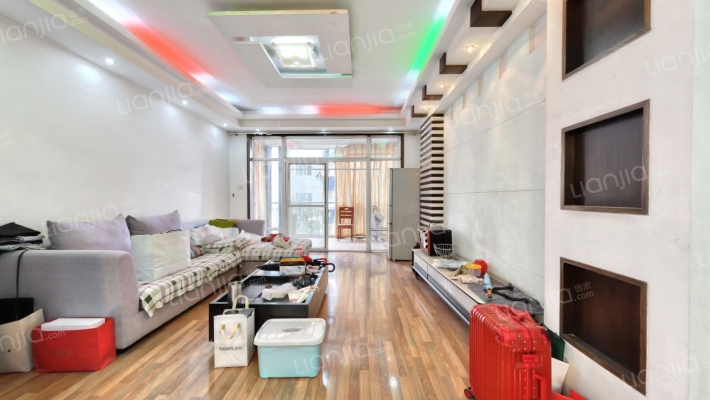 青青美庐西区二手房实景图