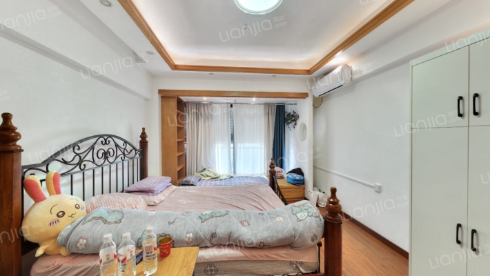 中房·翡翠湾二手房实景图