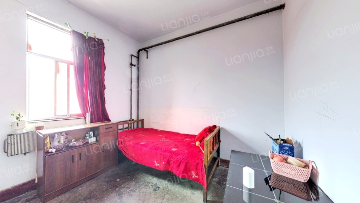 伏牛路178号院二手房实景图