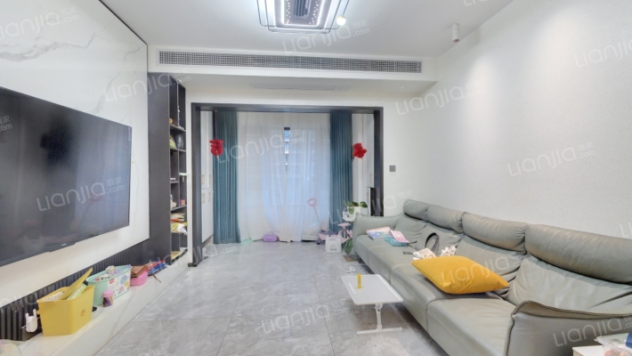 保利中嘉花园二手房实景图