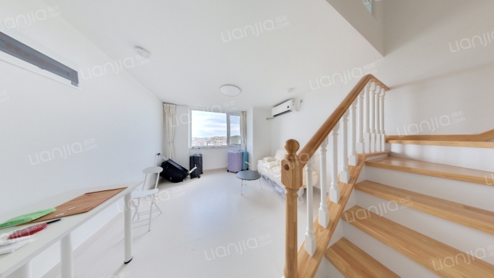 招商碧桂园依云四季二手房实景图