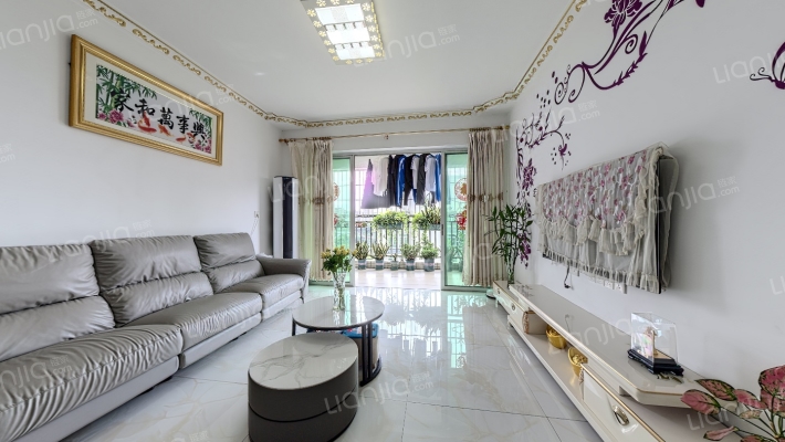 怡尚雅居二手房实景图