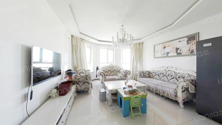 宝雍阁金色欧城南区二手房实景图