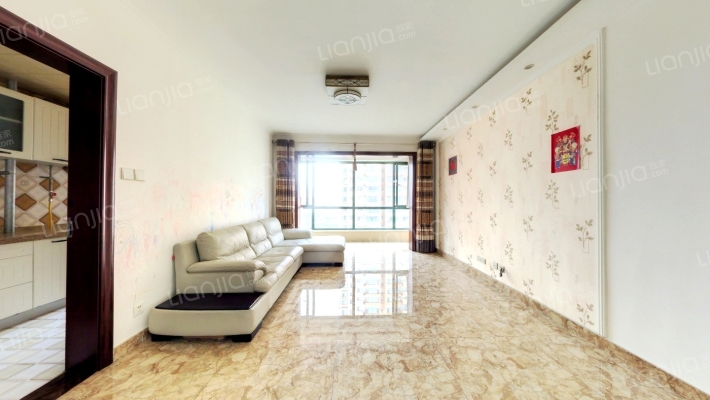 中天嘉苑二手房实景图