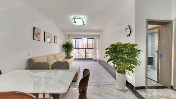 天府南庭二手房实景图