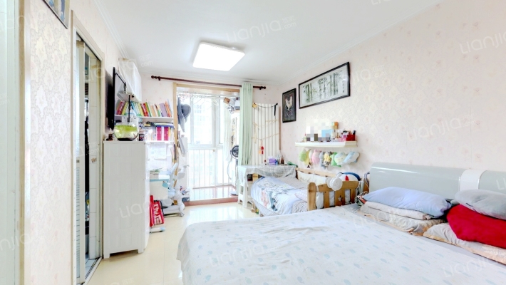 兰德华庭二手房实景图