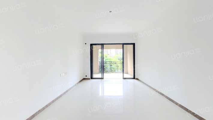 富力湾二期二手房实景图