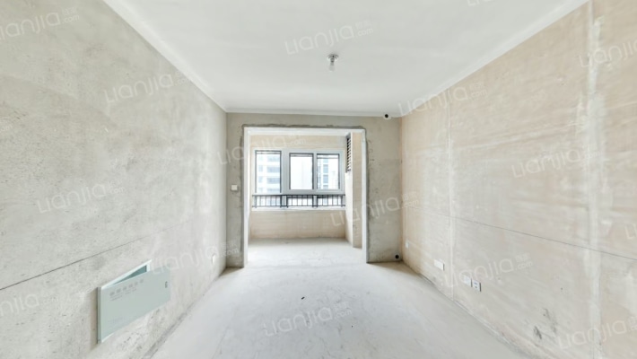 印象溪境雅苑二手房实景图