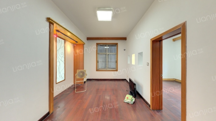 省发改委宿舍二手房实景图