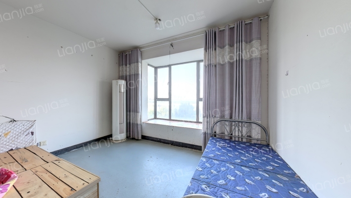 西湾花园二手房实景图