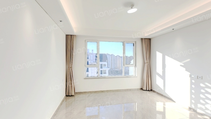 保利时代C12区二手房实景图