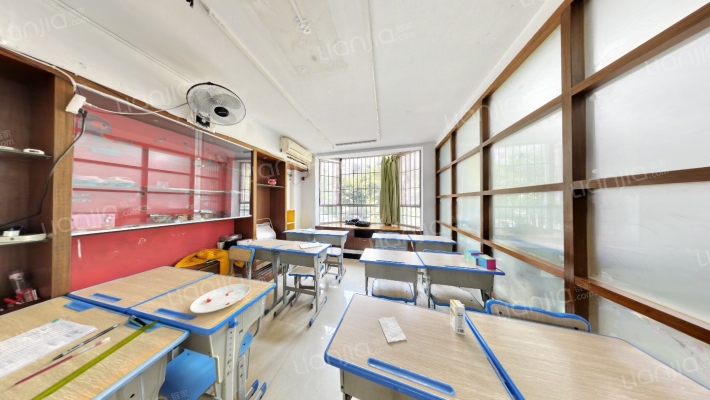 流星花园二手房实景图