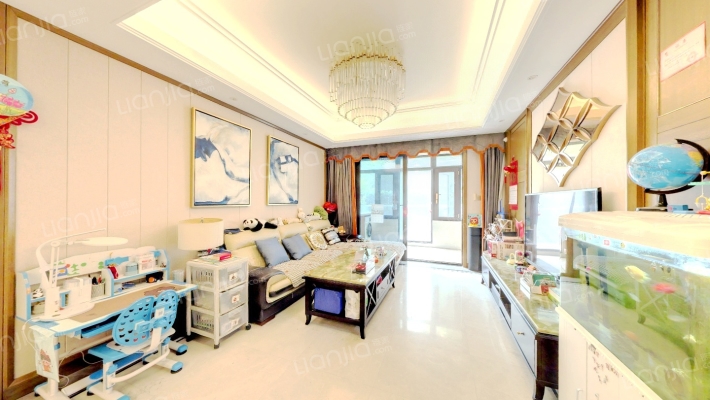 中海玄武公馆C区二手房实景图