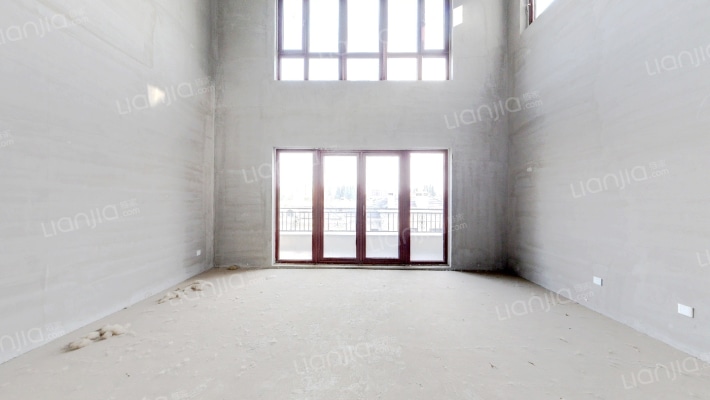 大湖颐湖苑二手房实景图