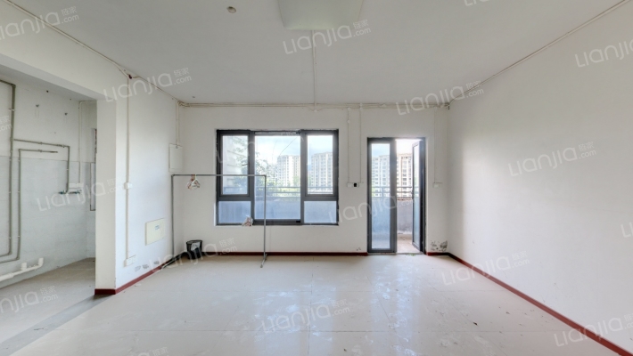 龙兴国际生态新城天凌二手房实景图