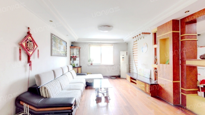 新光红缨小区二手房实景图