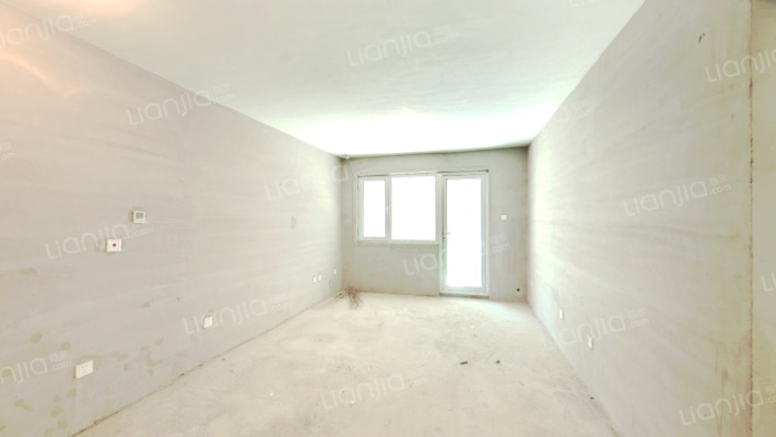 鸿坤罗纳河谷二手房实景图