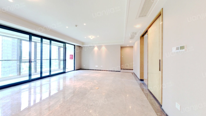 时代滨江丹枫四季二手房实景图