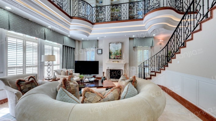 东方普罗旺斯二手房实景图