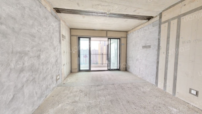 轨道中建麓江府二手房实景图