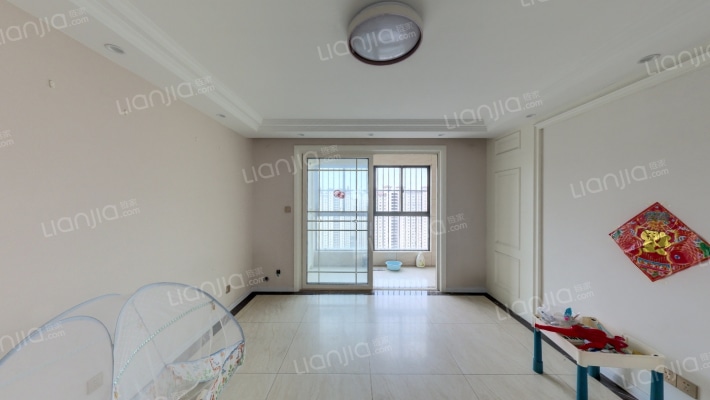 中天翡丽湾二手房实景图