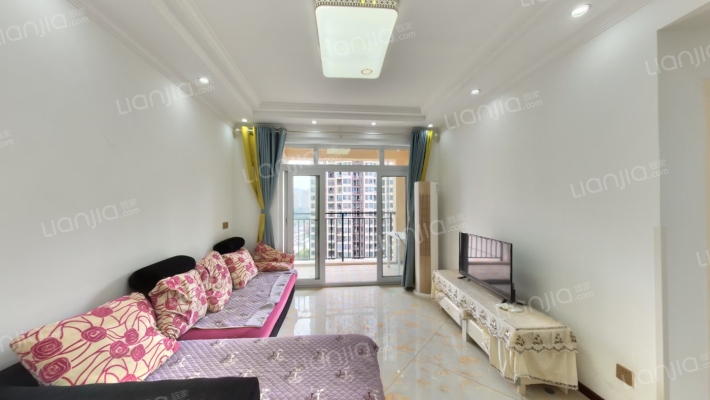 融创剑桥郡二期二手房实景图