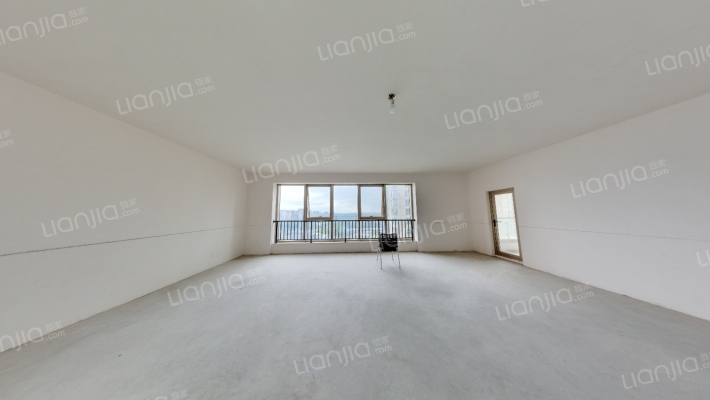 长顺滨江皇冠二手房实景图