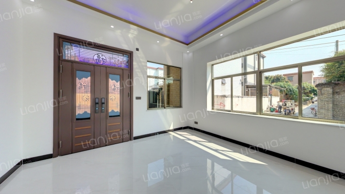 鸦岗村二手房实景图