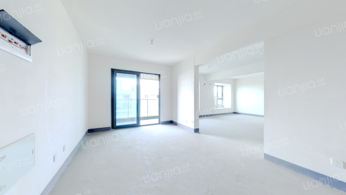 绿城华景川兰园二手房实景图