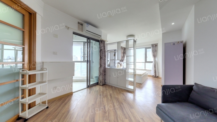 金隆置地大厦二手房实景图