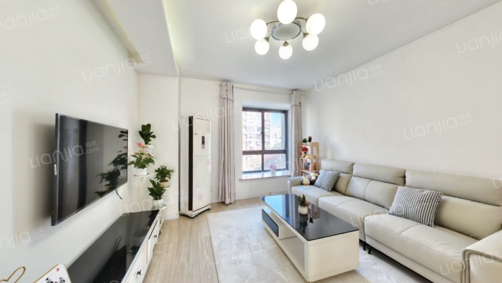 鸿意万嘉二手房实景图