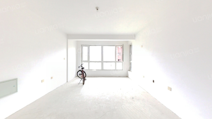 益格清水湾69号二手房实景图